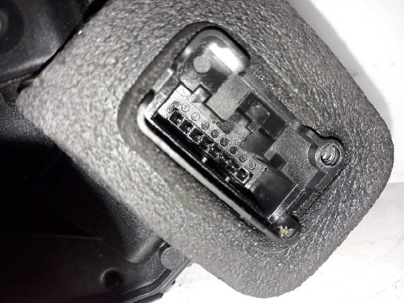 Recambio de cerradura puerta trasera derecha para seat arona style referencia OEM IAM A6E5TA839016E  