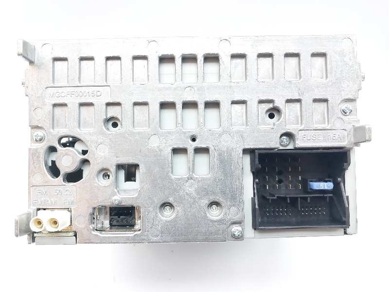 Recambio de sistema audio / cd para audi a4 ber. (b8) básico referencia OEM IAM 8R1035186F  