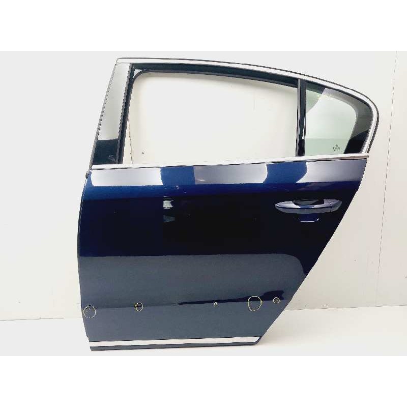 Recambio de puerta trasera izquierda para volkswagen passat lim. (362) highline bluemotion referencia OEM IAM 3AE833055  