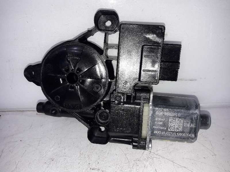 Recambio de motor elevalunas trasero izquierdo para seat arona style referencia OEM IAM 0130822695 5Q0959811D 