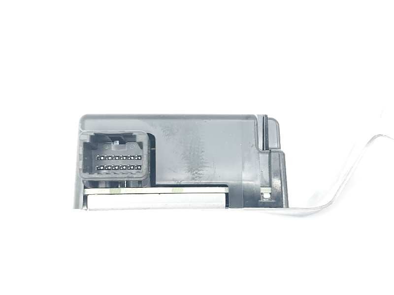 Recambio de modulo electronico para toyota yaris hybrid referencia OEM IAM 897600D070 1584003531 