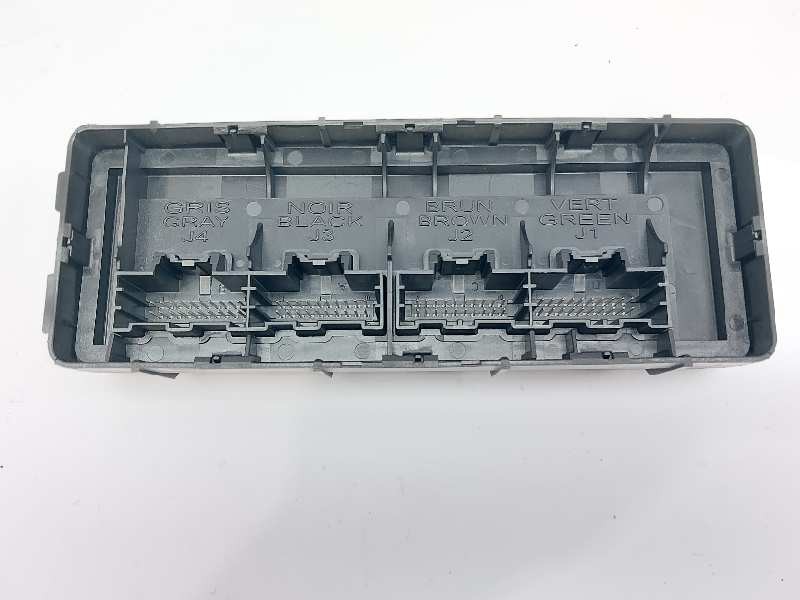 Recambio de modulo electronico para opel insignia berlina cosmo referencia OEM IAM 13505739  