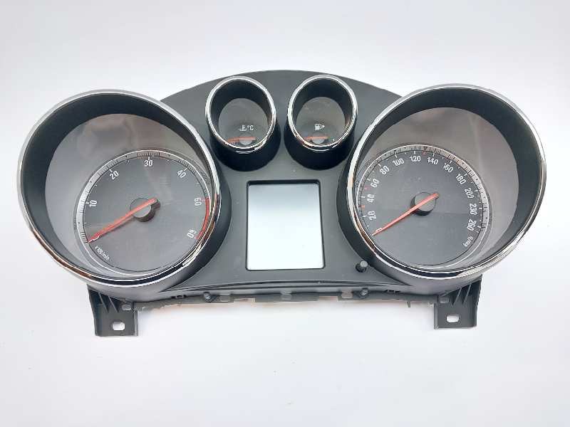 Recambio de cuadro instrumentos para opel insignia berlina cosmo referencia OEM IAM 13327313  
