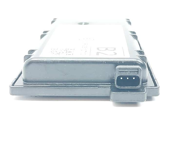 Recambio de modulo electronico para toyota yaris hybrid referencia OEM IAM 86741YY030  