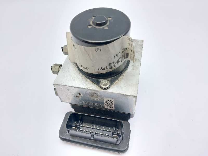 Recambio de abs para opel insignia berlina cosmo referencia OEM IAM 13328651  