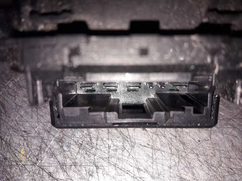 Recambio de resistencia calefaccion para peugeot 308 sw sport referencia OEM IAM T1000034Z  