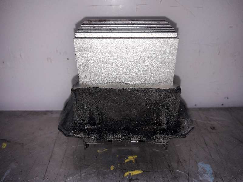 Recambio de resistencia calefaccion para peugeot 308 sw sport referencia OEM IAM T1000034Z  