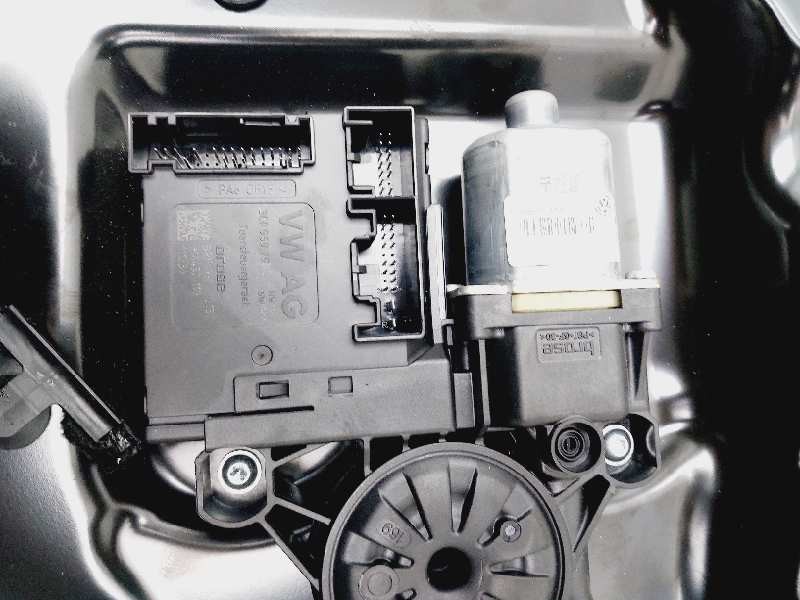 Recambio de elevalunas delantero izquierdo para volkswagen passat lim. (362) highline bluemotion referencia OEM IAM 3AA837755 3A