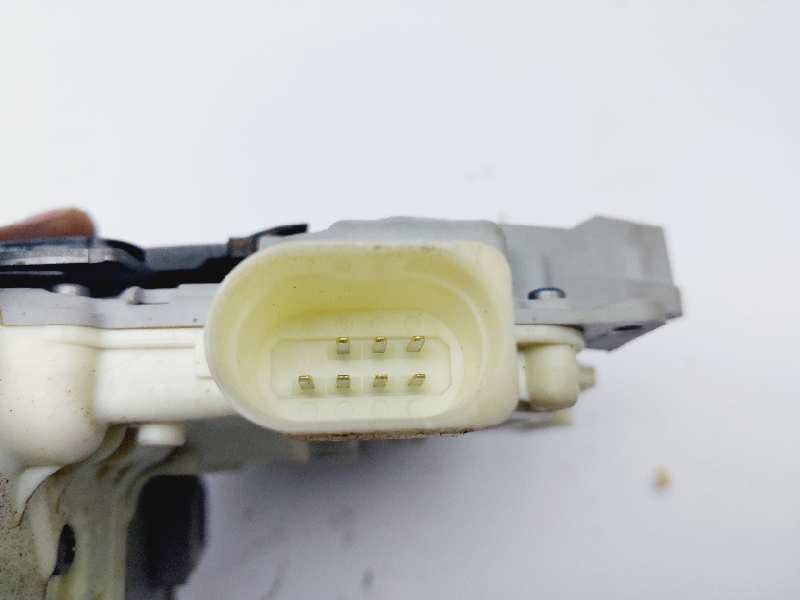 Recambio de cerradura puerta trasera izquierda para volkswagen passat lim. (362) highline bluemotion referencia OEM IAM 3C183901