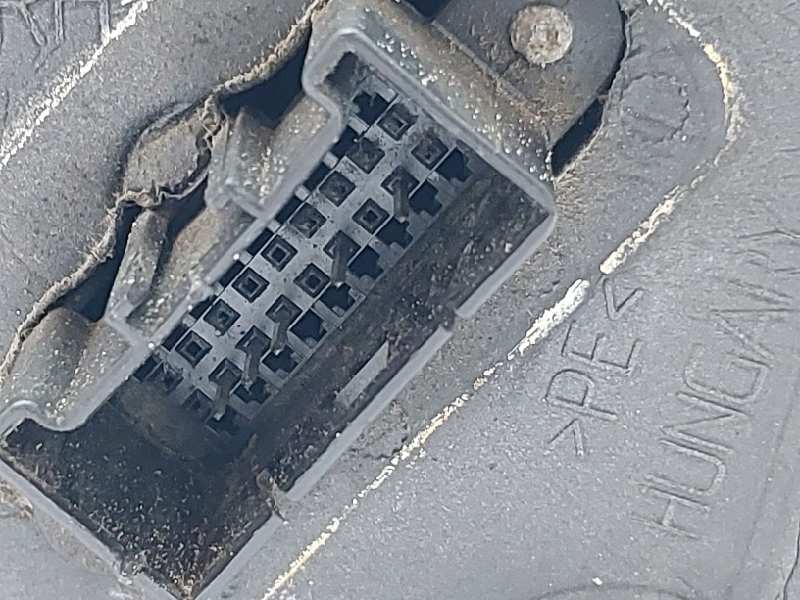 Recambio de retrovisor derecho para opel insignia berlina cosmo referencia OEM IAM 13269586 13268446 1428476