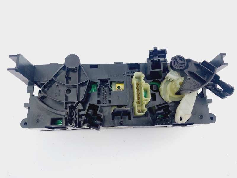 Recambio de mando calefaccion / aire acondicionado para peugeot 207 urban referencia OEM IAM N102080F  