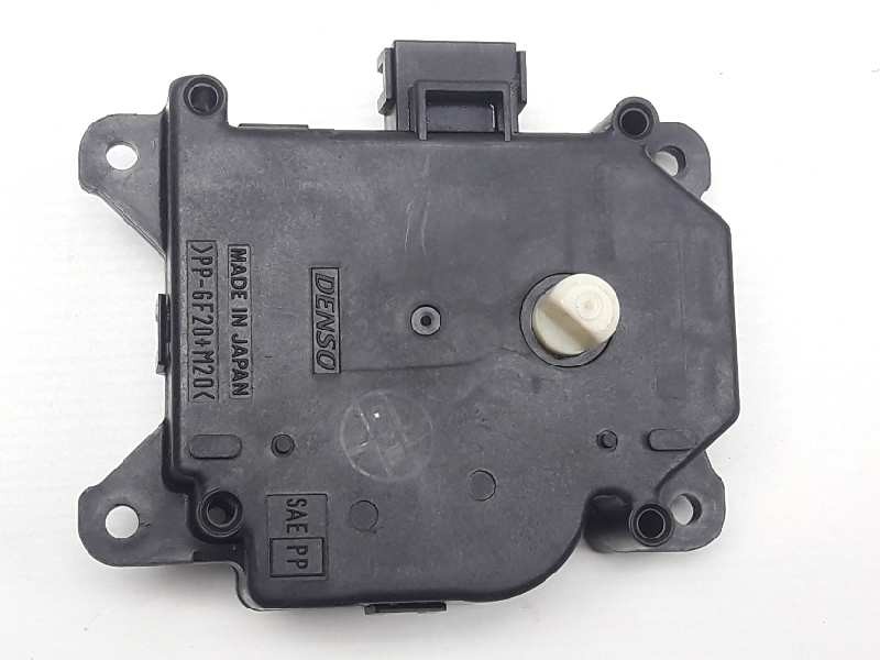 Recambio de motor apertura trampillas climatizador para lexus is200 (ds2/is2) 220d referencia OEM IAM 0638000172  