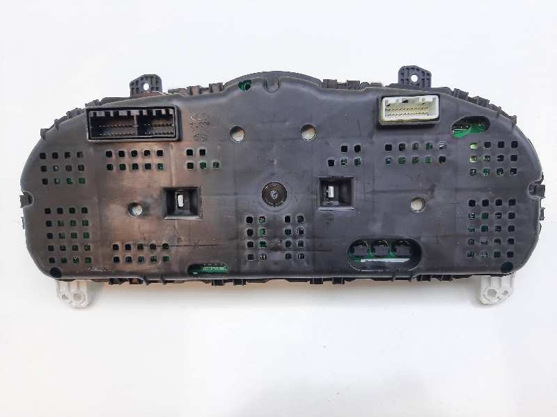 Recambio de cuadro instrumentos para hyundai i30 1.6 crdi cat referencia OEM IAM 940032L520  