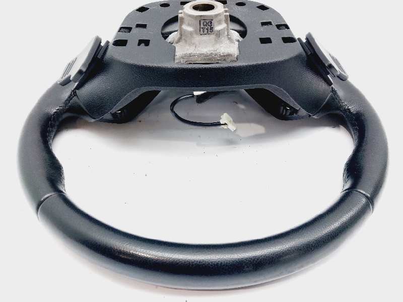 Recambio de volante para kia cee´d x-tech referencia OEM IAM 56110A2755AHV  