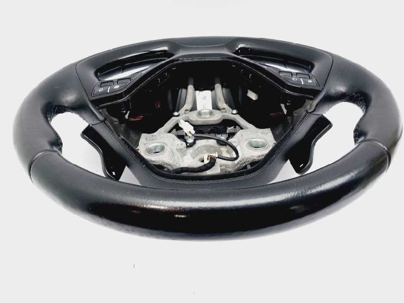 Recambio de volante para kia cee´d x-tech referencia OEM IAM 56110A2755AHV  