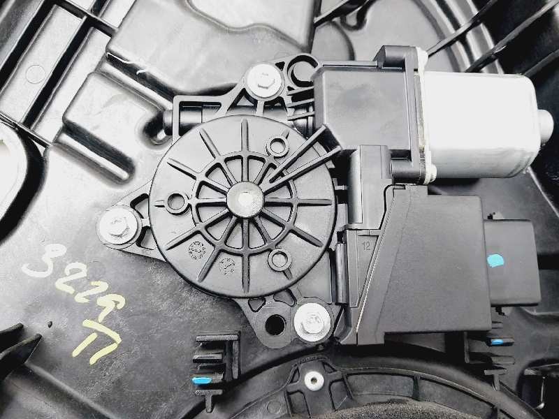 Recambio de elevalunas trasero izquierdo para kia cee´d x-tech referencia OEM IAM 83470A2341  