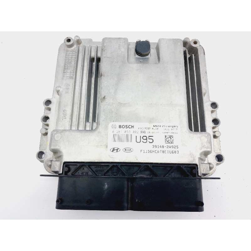 Recambio de centralita motor uce para kia cee´d x-tech referencia OEM IAM 391402A925 0281033002 