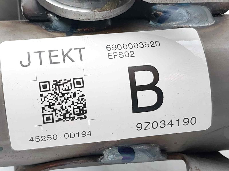 Recambio de columna direccion para toyota yaris hybrid referencia OEM IAM 452500D194 JJ301002130 AV1608001013