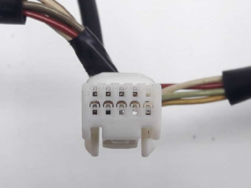 Recambio de volante para lexus is200 (ds2/is2) 220d referencia OEM IAM 75B458  