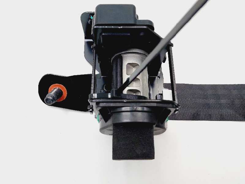 Recambio de cinturon seguridad trasero derecho para kia cee´d x-tech referencia OEM IAM 89810A6000  