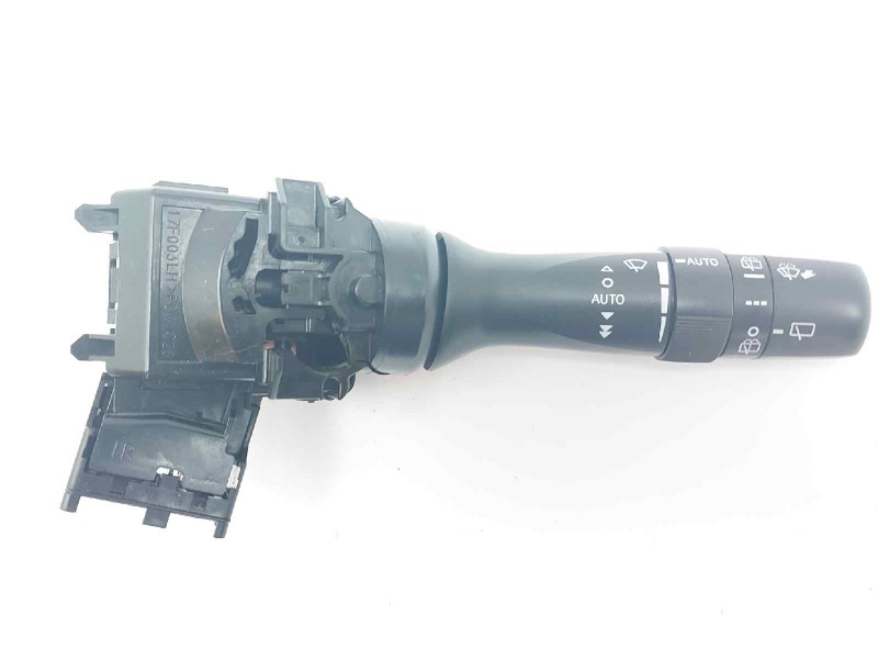 Recambio de mando limpia para toyota yaris hybrid referencia OEM IAM 0D190 17F936 846520D190