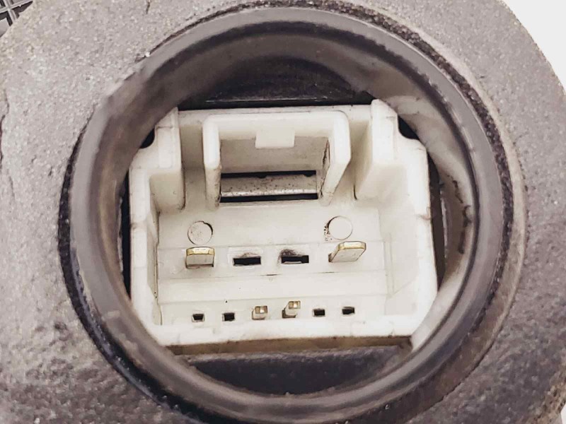 Recambio de cerradura puerta delantera derecha para toyota verso active referencia OEM IAM 6903002230  