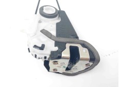 Recambio de cerradura puerta trasera derecha para toyota yaris hybrid referencia OEM IAM 690500D310   2