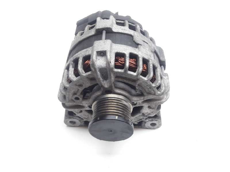 Recambio de alternador para renault kadjar bose edition referencia OEM IAM 231004BE0BF  
