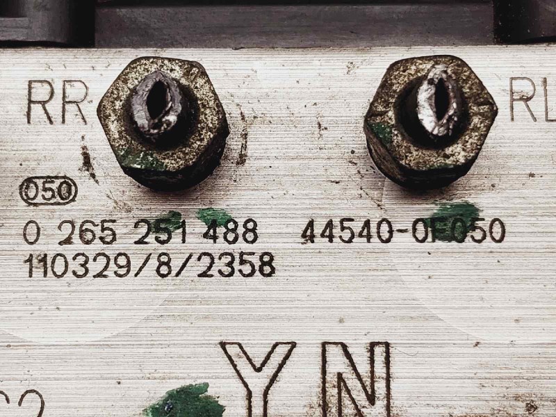 Recambio de abs para toyota verso active referencia OEM IAM 445400F050 0265251488 0265951566