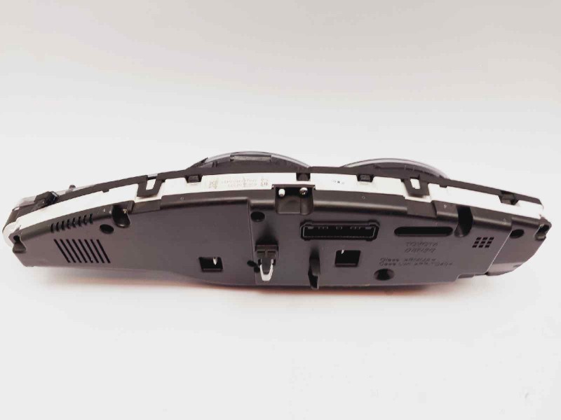 Recambio de cuadro instrumentos para toyota verso active referencia OEM IAM 838000F070  