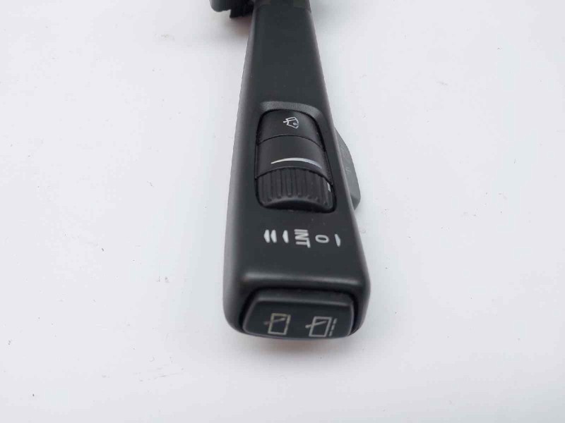 Recambio de mando limpia para volvo v50 familiar 2.0 d momentum referencia OEM IAM 17D770 8682869 