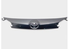 Recambio de molduras traseras para toyota rav 4 active referencia OEM IAM 7680142220 7680142230 