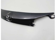Recambio de molduras traseras para toyota rav 4 active referencia OEM IAM 7680142220 7680142230  2