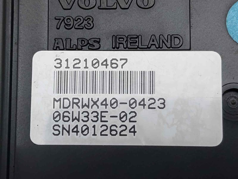 Recambio de pantalla multifuncion para volvo s80 berlina d5 awd momentum referencia OEM IAM 31210467  