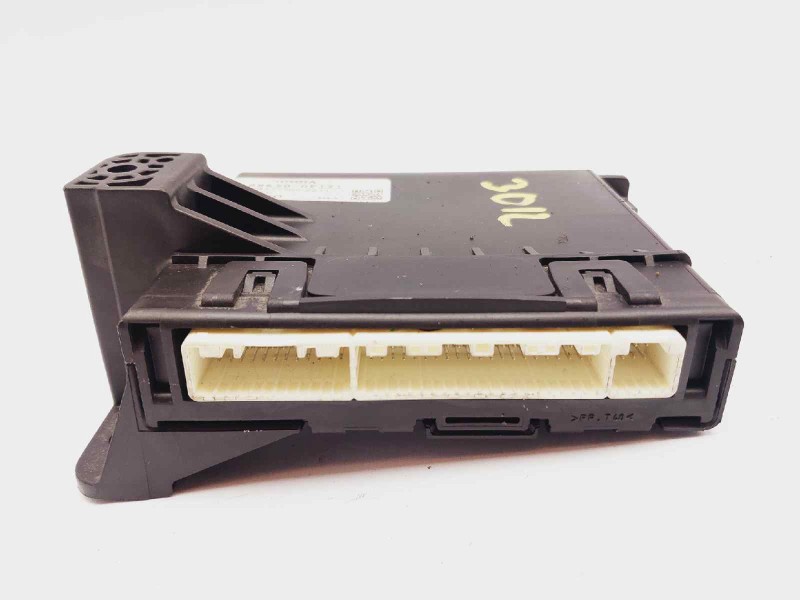 Recambio de modulo electronico para toyota verso active referencia OEM IAM 886500F121  