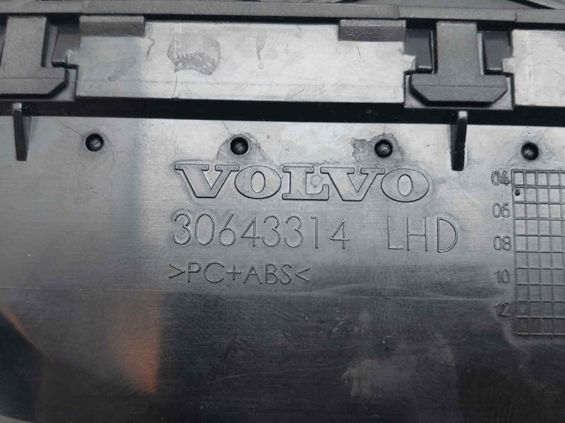 Recambio de rejilla aireadora para volvo s80 berlina d5 awd momentum referencia OEM IAM 30643314  