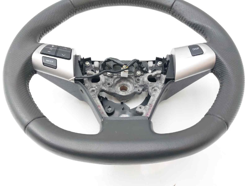 Recambio de volante para toyota auris advance referencia OEM IAM 8425002050  
