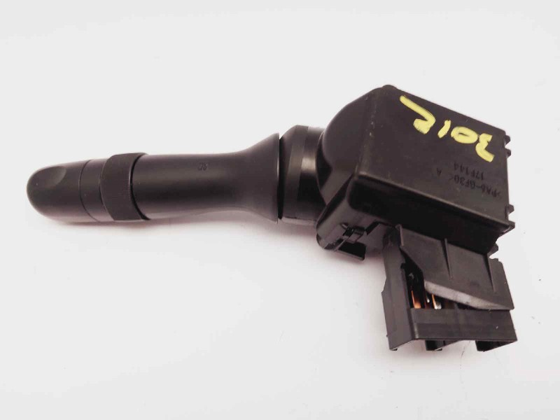 Recambio de mando limpia para toyota verso active referencia OEM IAM 17F525  