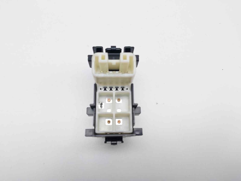 Recambio de mando elevalunas delantero derecho para toyota yaris hybrid referencia OEM IAM 19282918 742310D700 