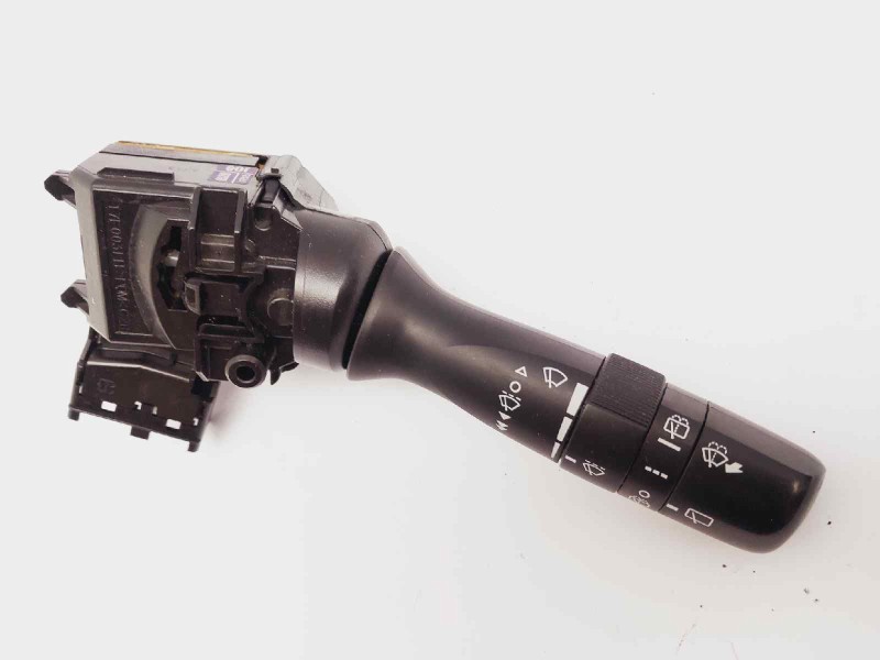 Recambio de mando limpia para toyota verso active referencia OEM IAM 17F525  