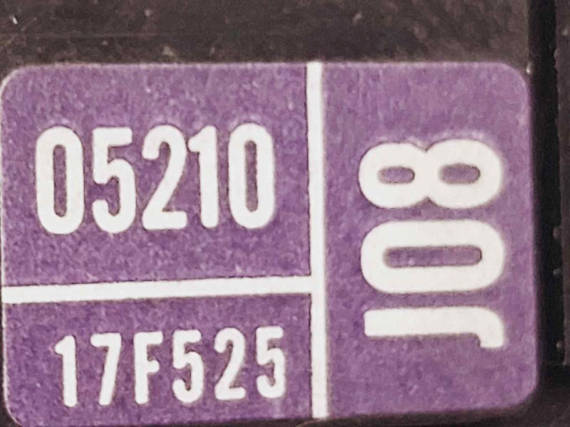 Recambio de mando limpia para toyota verso active referencia OEM IAM 17F525  