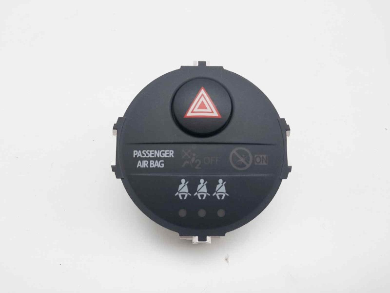 Recambio de warning para toyota yaris hybrid referencia OEM IAM 839500D100  