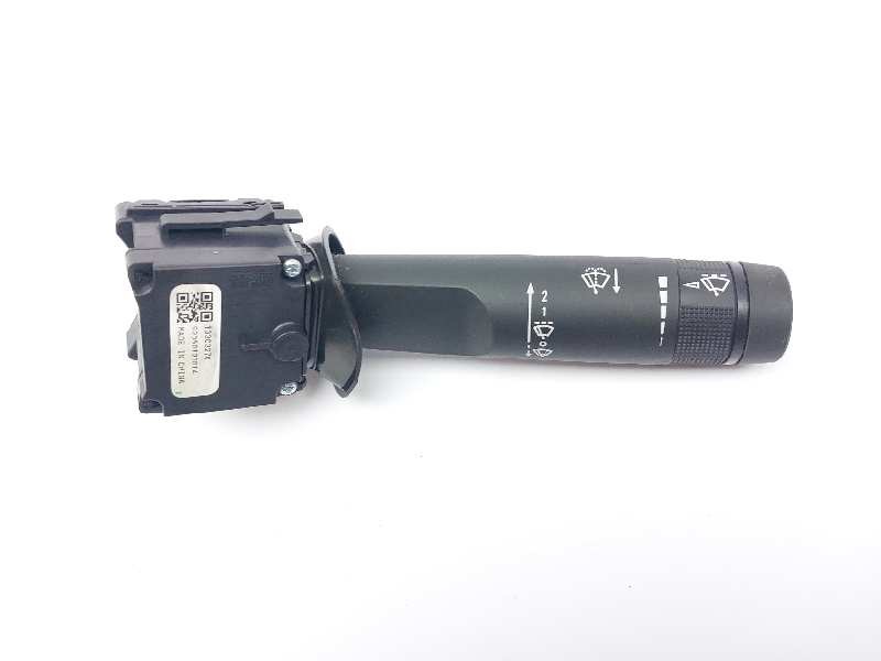 Recambio de mando limpia para opel insignia berlina cosmo referencia OEM IAM 13303270  