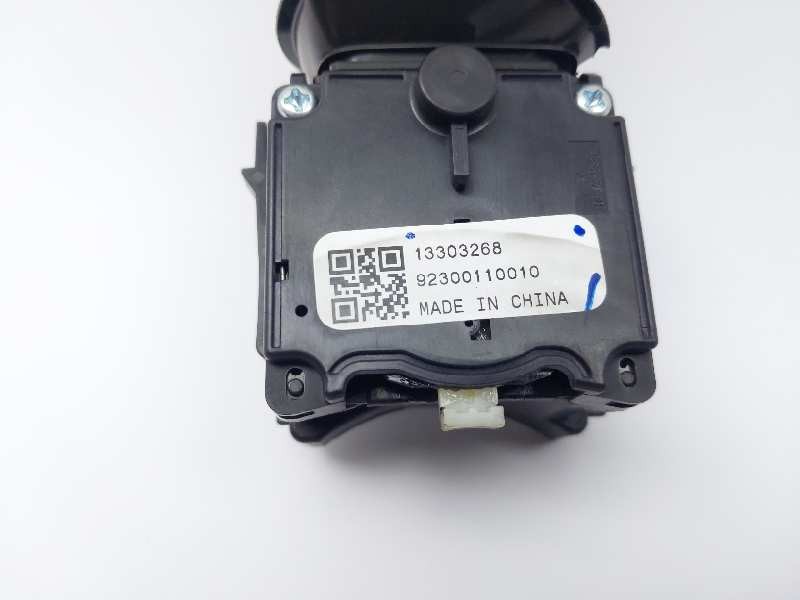 Recambio de mando luces para opel insignia berlina cosmo referencia OEM IAM 13303268  