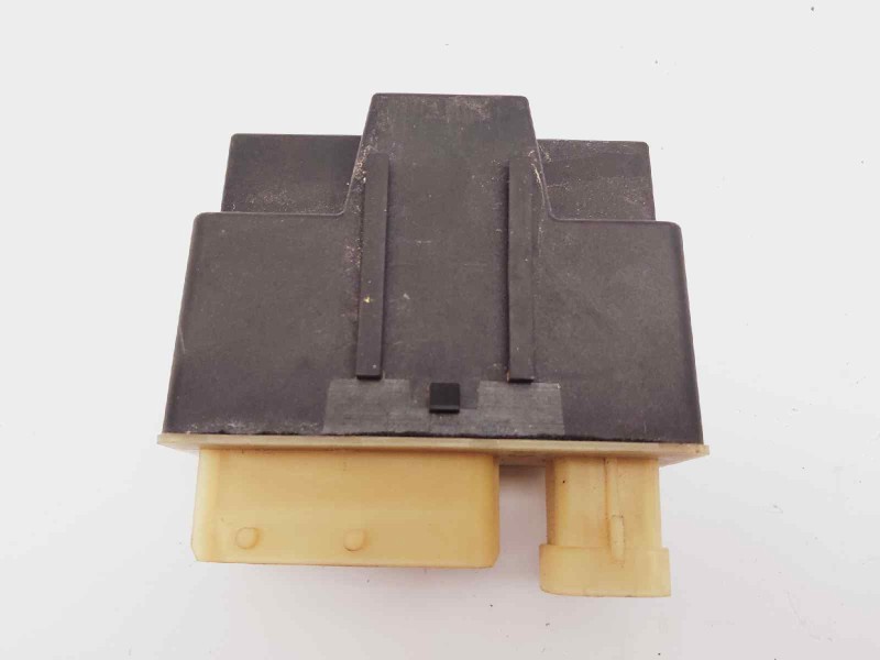 Recambio de caja precalentamiento para peugeot 5008 premium referencia OEM IAM 9662570880  