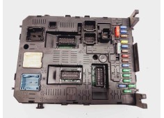 Recambio de caja reles / fusibles para peugeot 5008 premium referencia OEM IAM 9666895680   2