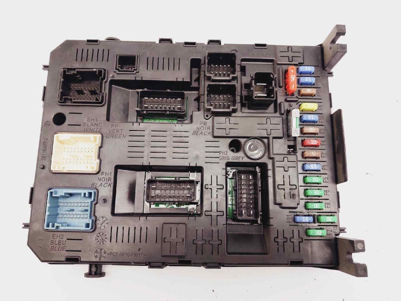 Recambio de caja reles / fusibles para peugeot 5008 premium referencia OEM IAM 9666895680  