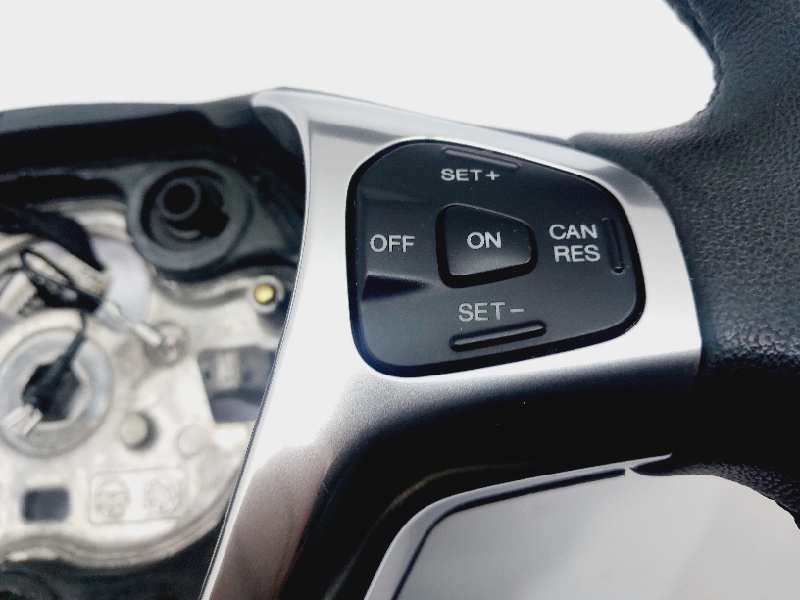 Recambio de volante para ford b-max titanium x referencia OEM IAM AV113600KA3ZHE  