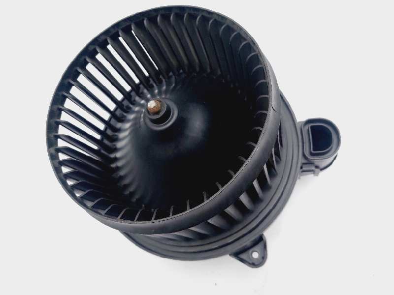 Recambio de motor calefaccion para ford b-max titanium x referencia OEM IAM AV1119846AB 1811783 