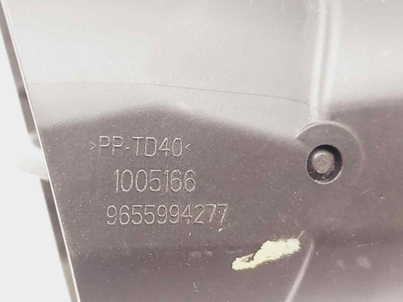 Recambio de rejilla aireadora para peugeot 5008 premium referencia OEM IAM 9655994277  